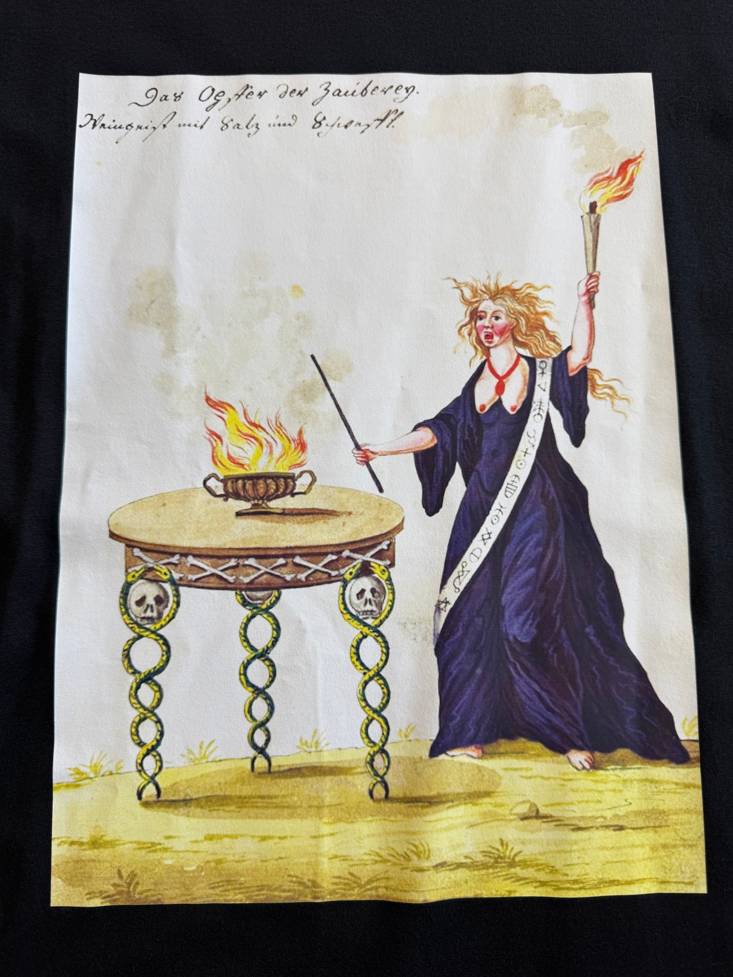 LADIES T Shirt - Witch Conjuring