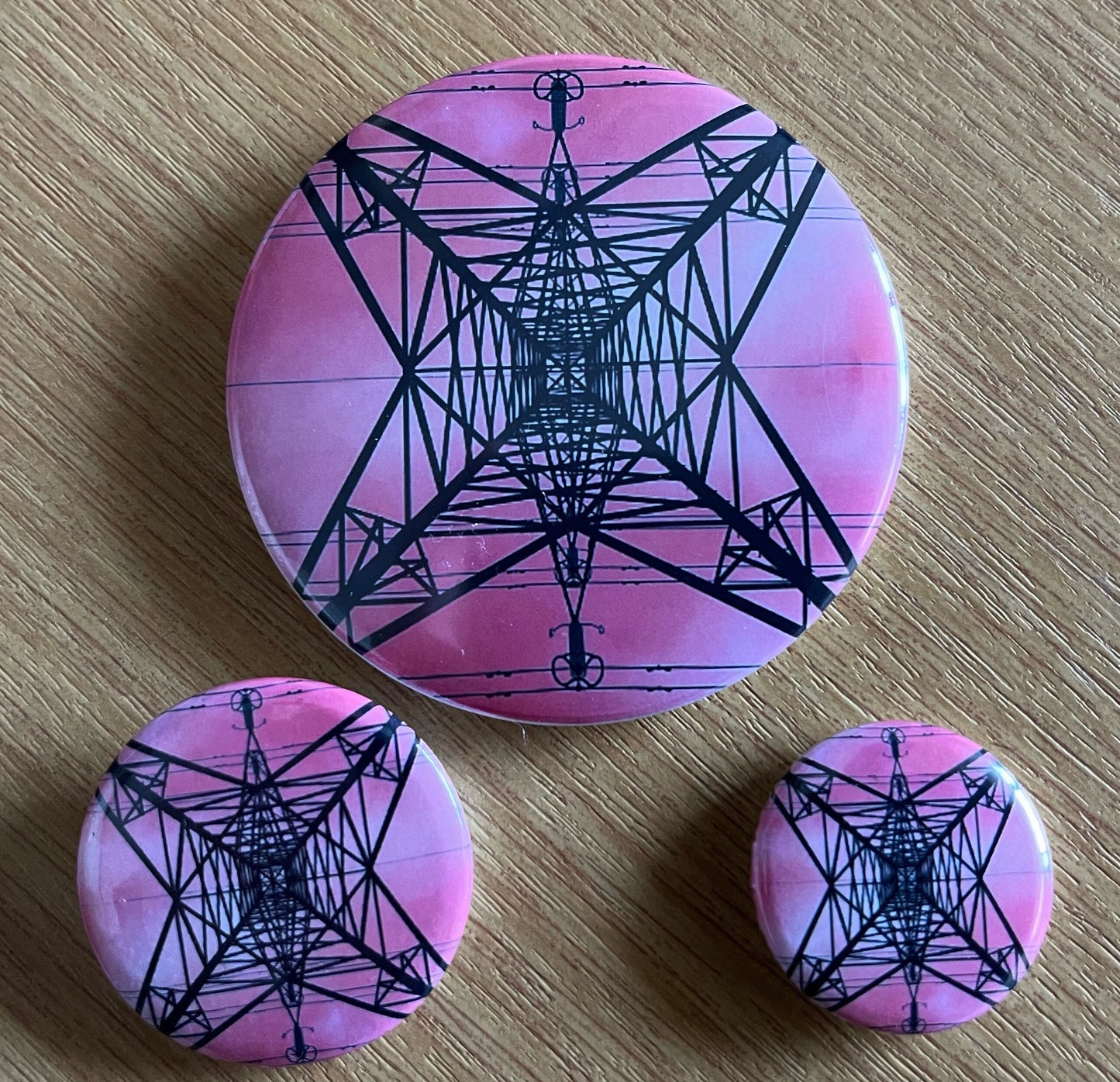 Pylon Badge - 32mm - choose from 4 colours