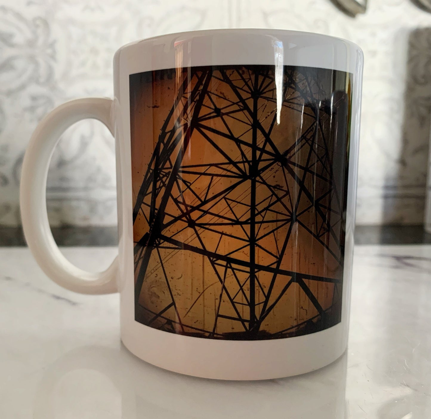 Pylon mug abstract