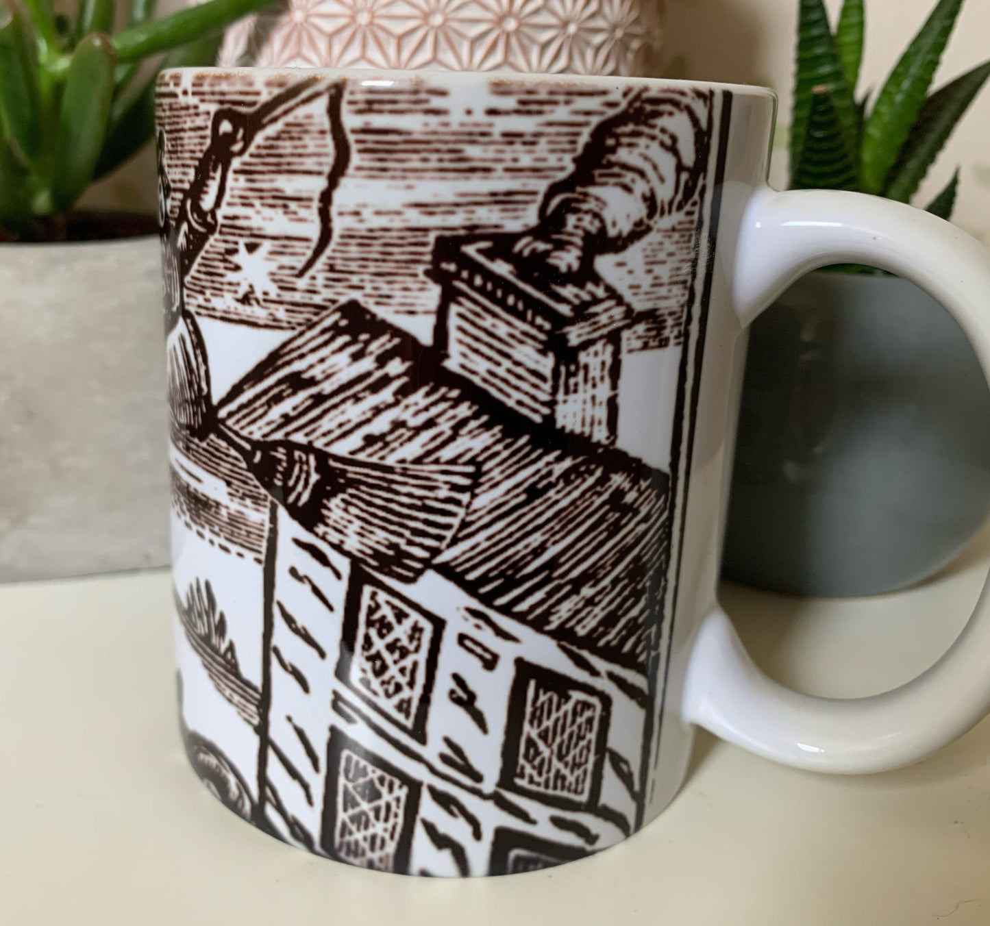 Witches and familiars enjoying the full moon mug