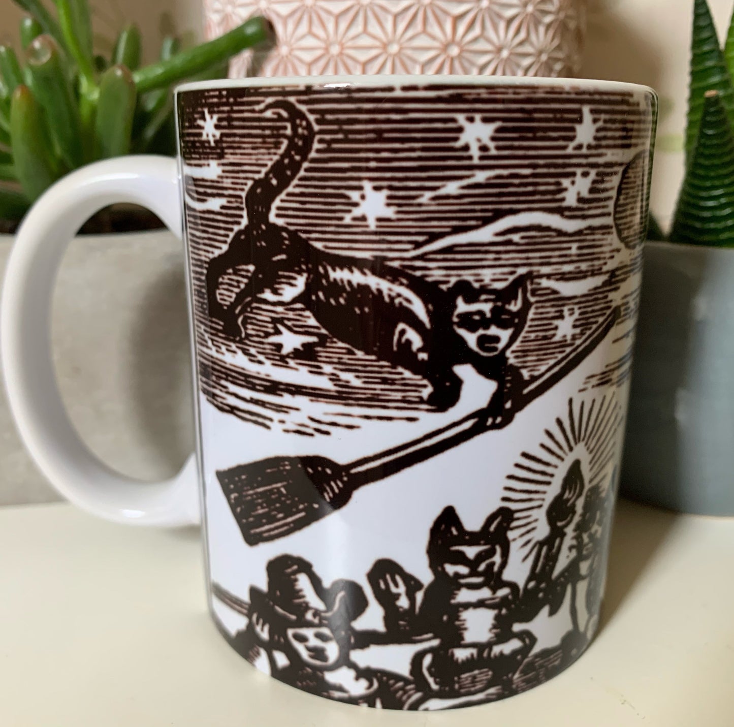 Witches and familiars enjoying the full moon mug