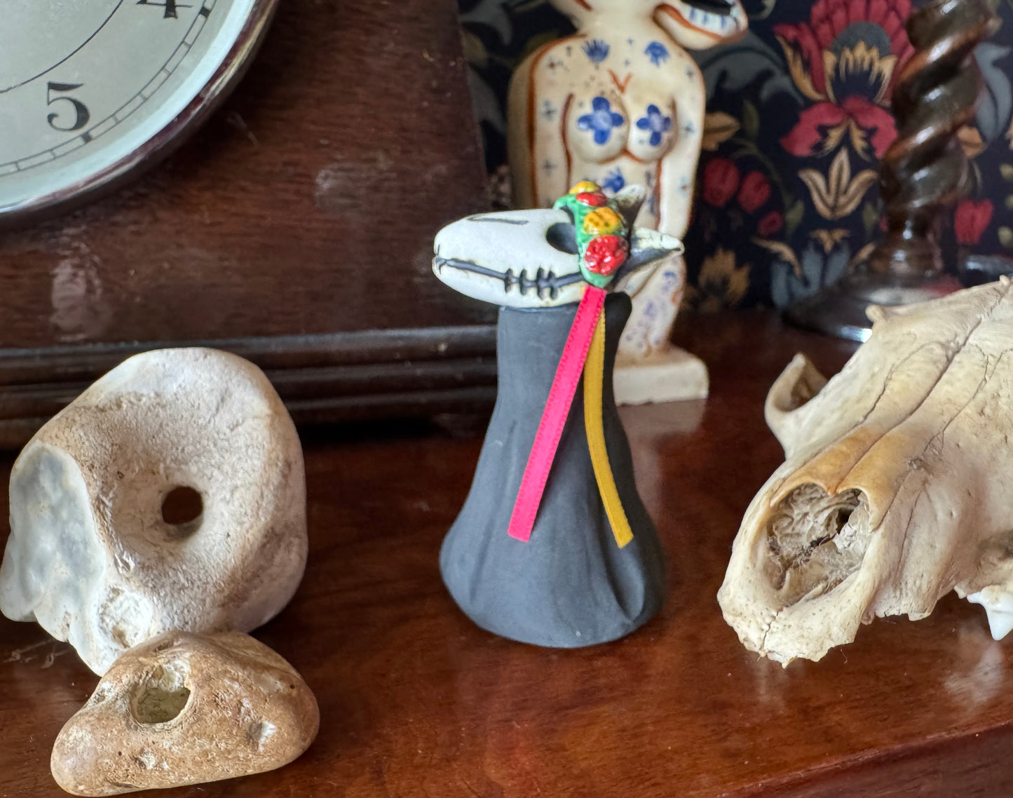 Mari Lwyd, Obby Oss Figurine BLACK