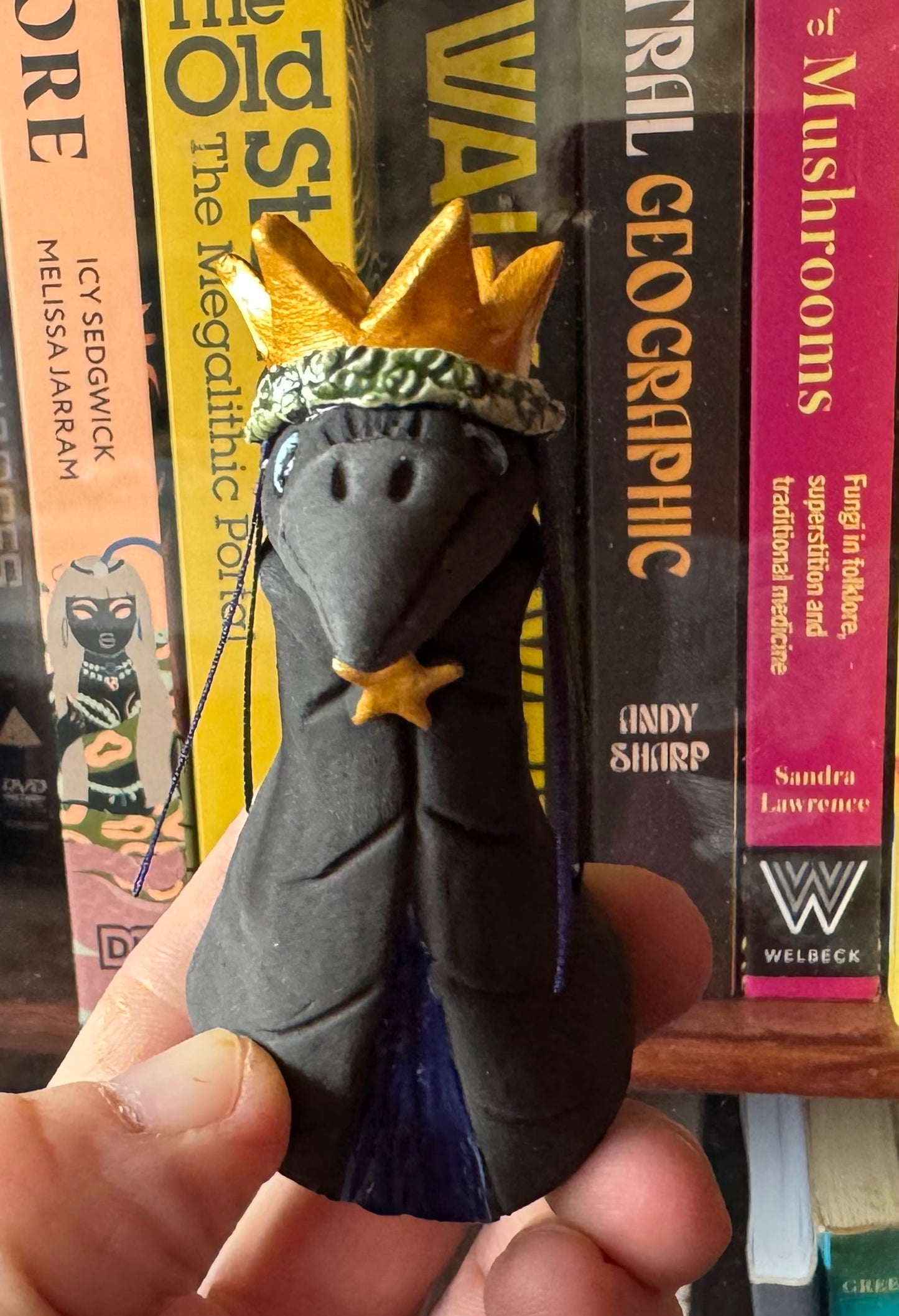 Crow (Old Ned) Figurine BLACK