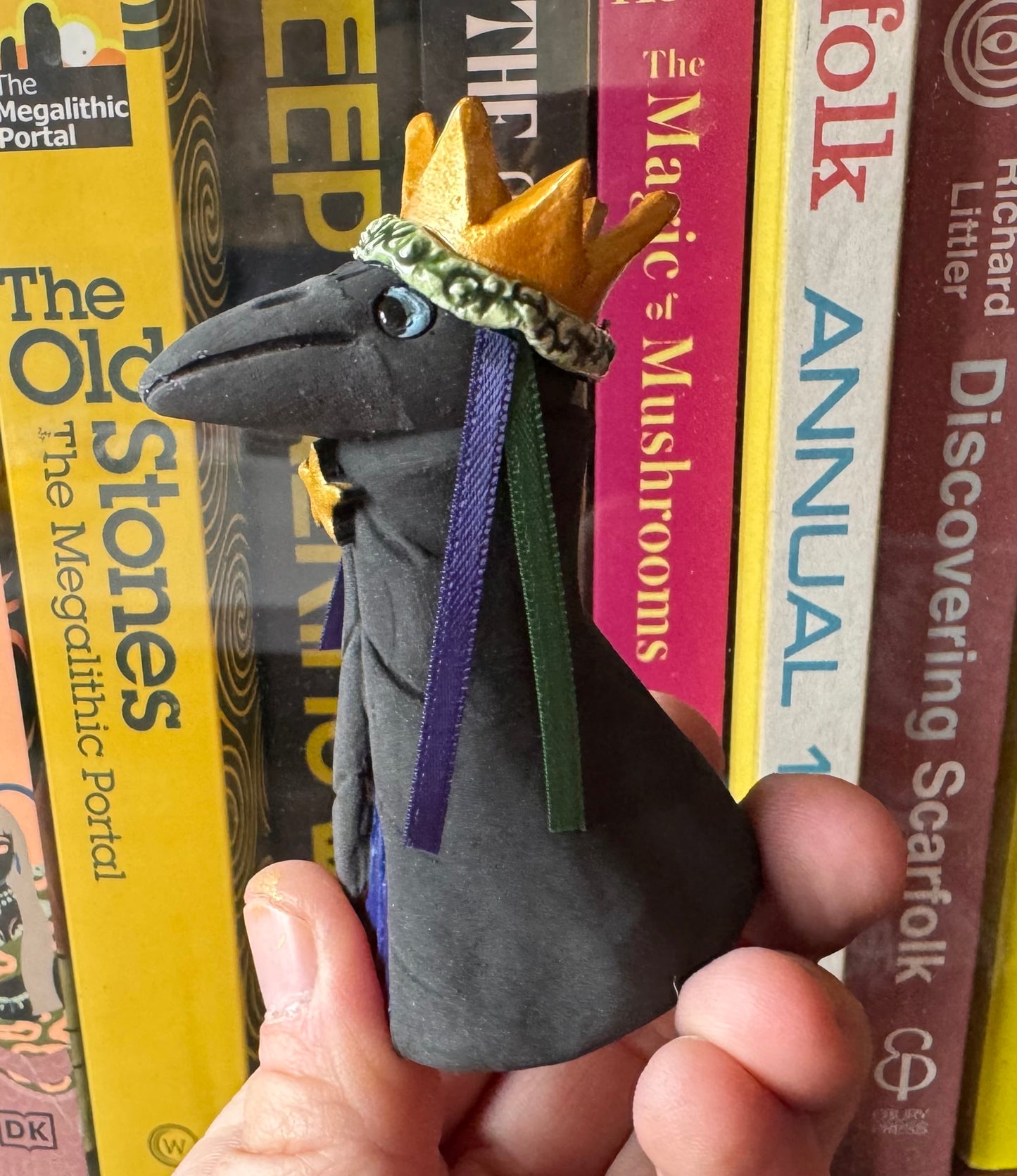 Crow (Old Ned) Figurine BLACK