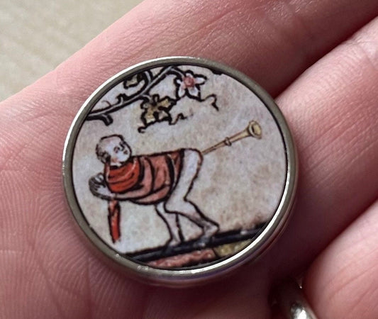 Butt Trumpet Budget Lapel Pin